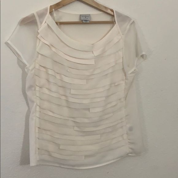 Jaclyn Smith cream chiffon blouse-M - Picture 1 of 6
